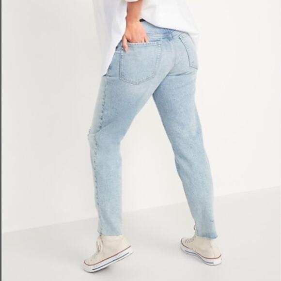 Old Navy maternity full panel O.G. Straight ripped - Picture 2 of 7